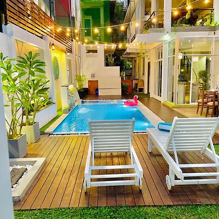 8 Plus Motels نيجومبو المظهر الخارجي الصورة