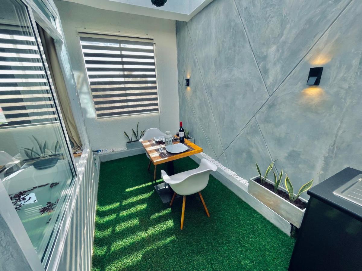 8 Plus Motels نيجومبو المظهر الخارجي الصورة