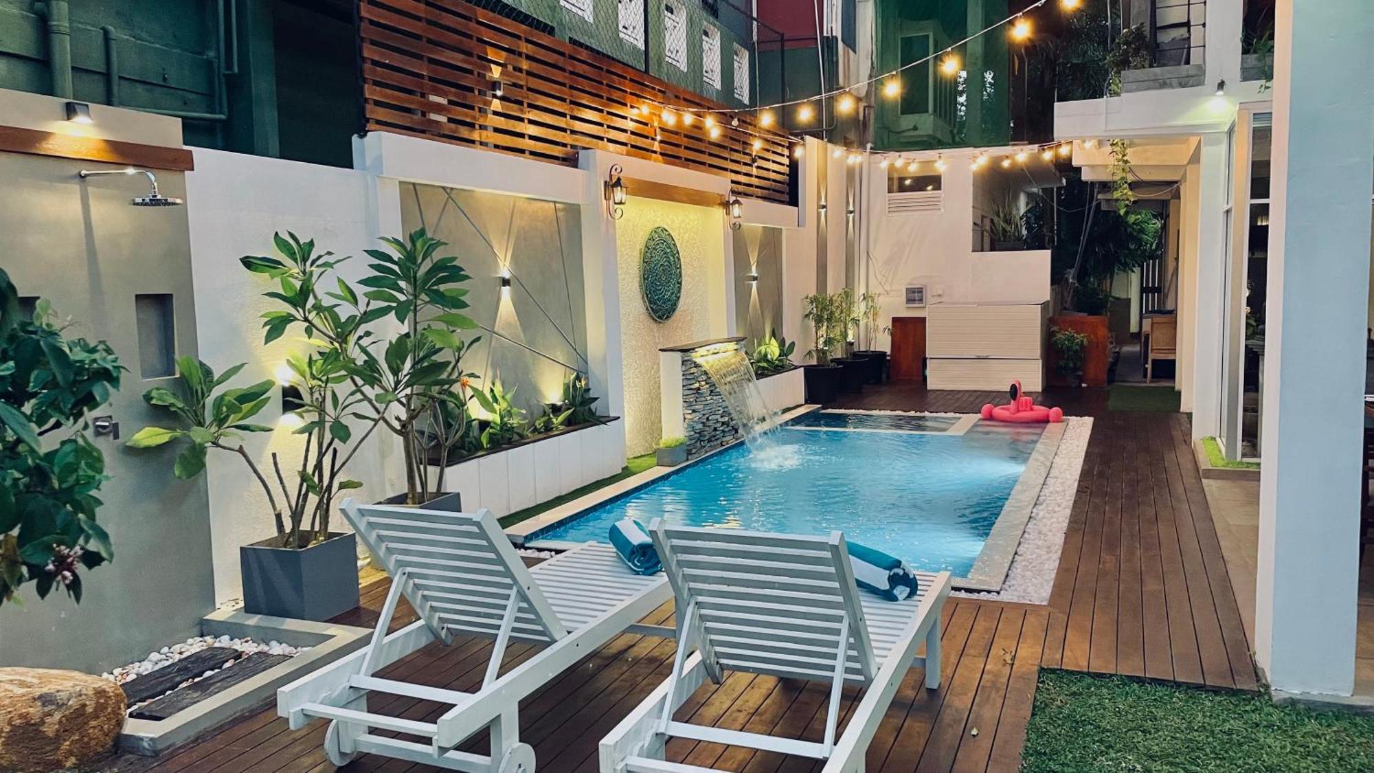 8 Plus Motels نيجومبو المظهر الخارجي الصورة