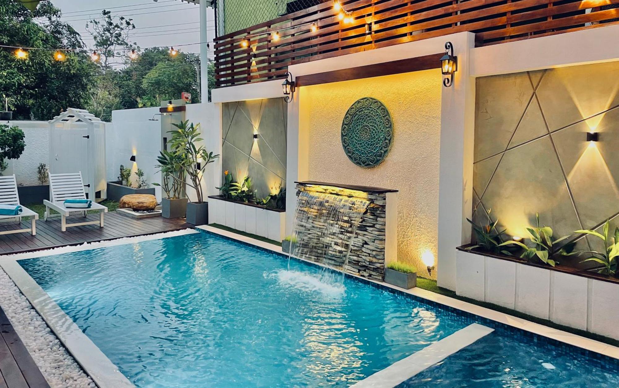 8 Plus Motels نيجومبو المظهر الخارجي الصورة